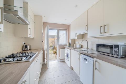 3 bedroom terraced house for sale, Willowhayne Drive, Walton-On-Thames, Surrey, KT12