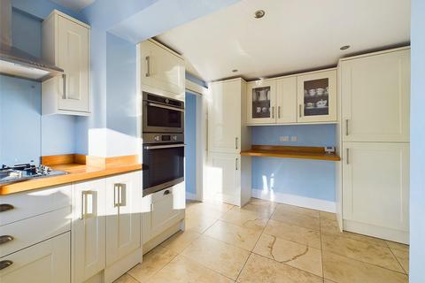 4 bedroom semi-detached house for sale, Bath Road, Woodchester, Stroud, Gloucestershire, GL5