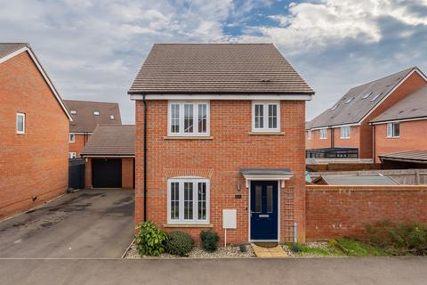 3 bedroom detached house for sale, Bonaire Grange, Newton Leys, Milton Keynes, Buckinghamshire