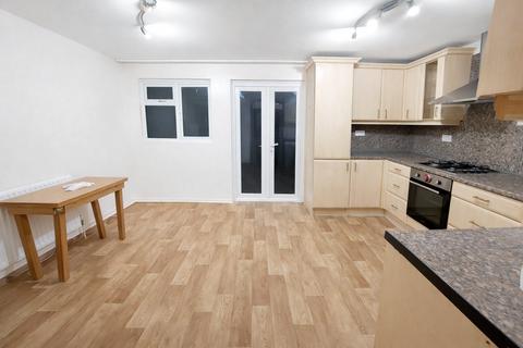 3 bedroom terraced house for sale, Castillon Road, Catford, London, SE6