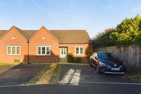 2 bedroom terraced bungalow for sale, Morello Drive, Nottingham NG8