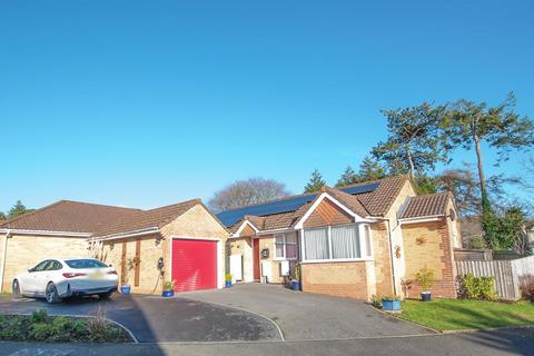 3 bedroom bungalow for sale, Parklands, Roundswell, Barnstaple