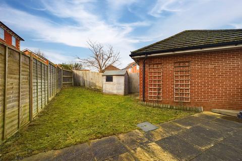 10 Chrysanthemum Drive, Shinfield, Reading, RG2 9DZ