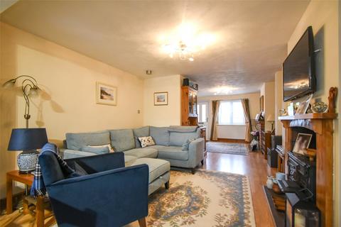 2 bedroom terraced house for sale, London Road, Hampshire RG27