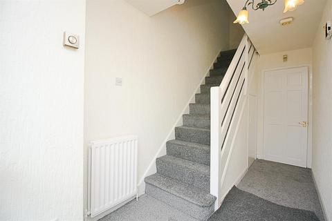 3 bedroom terraced house to rent, Union Hall Road, Newcastle upon Tyne NE15