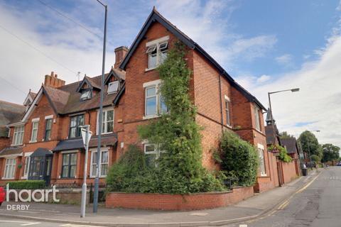 3 bedroom end of terrace house for sale, Village Street, Derby