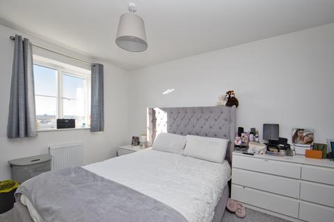 2 bedroom flat for sale, Pictor Drive, Margate, CT9