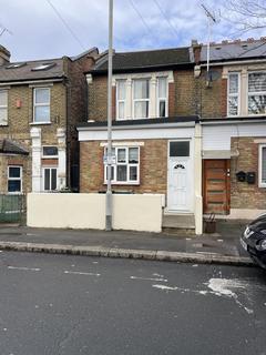 2 bedroom flat to rent, Capworth Street, E10