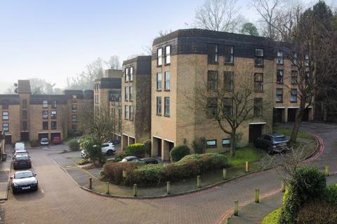 3 bedroom apartment for sale, Chapel Fields, Charterhouse Road, Godalming, GU7