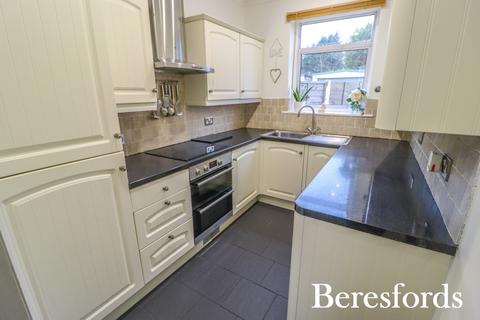 3 bedroom semi-detached house for sale, Aldborough Road, Upminster, RM14