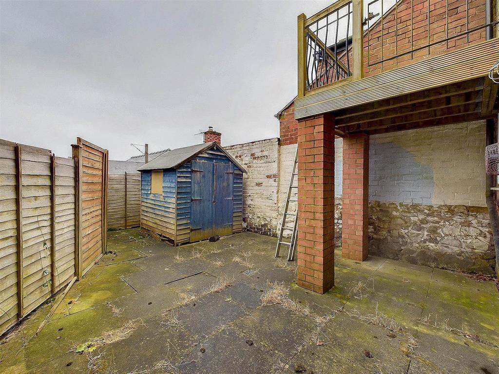 CAM02541 G0-PR0354-STILL018.jpg