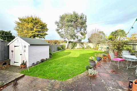 3 bedroom detached house for sale, Meadows Road, Lower Willingdon, Eastbourne, East Sussex, BN22