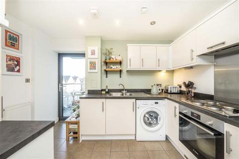 1 bedroom flat for sale, George Lane, London SE6