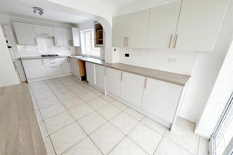 undefined, St. Lukes Grove, Humberston, Grimsby, N.E. Lincs, DN36 4DU