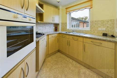 1 bedroom flat for sale, Millfield Court, Crawley RH11