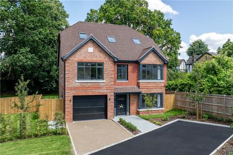 5 bedroom detached house for sale, Shelvers Way, Tadworth KT20