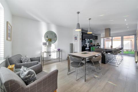 5 Cheviot Way, St Mary Park, Morpeth, NE61 6BN