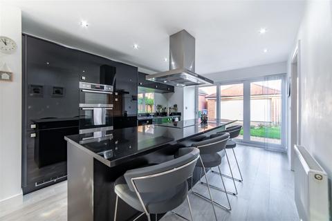5 Cheviot Way, St Mary Park, Morpeth, NE61 6BN