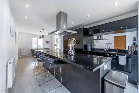 5 Cheviot Way, St Mary Park, Morpeth, NE61 6BN