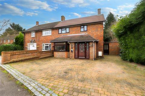 2 bedroom semi-detached house to rent, Queen Elizabeth Way, Woking GU22