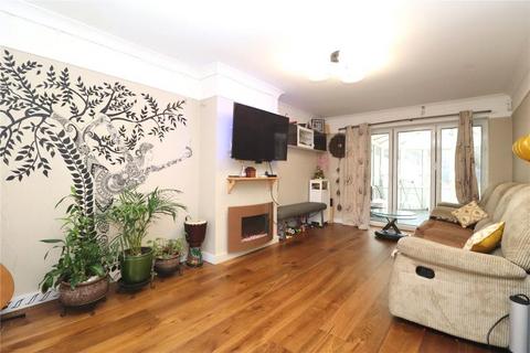 2 bedroom semi-detached house to rent, Queen Elizabeth Way, Woking GU22