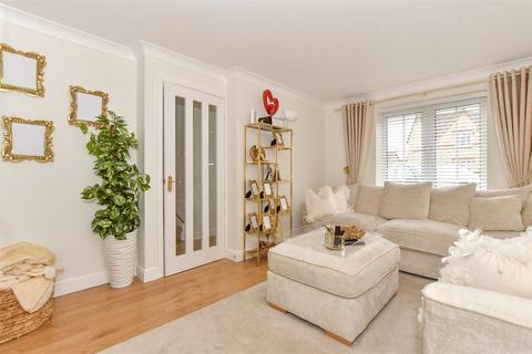 4 bedroom detached house for sale, Lennox Drive, Wickford, Essex