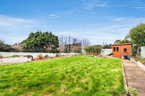 3 bedroom detached house for sale, Nestled along a much admired Road in Upper Clevedon.