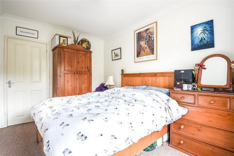 2 bedroom maisonette for sale, Cedar Avenue, Ruislip HA4