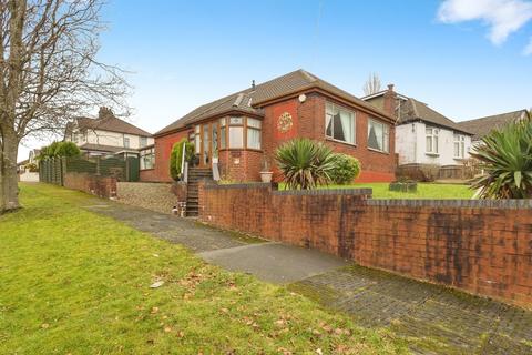 2 bedroom detached bungalow for sale, Mossway, Manchester M24