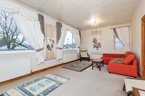 2 bedroom detached bungalow for sale, Mossway, Manchester M24