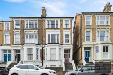 2 bedroom apartment for sale, Jeffreys Road, Clapham