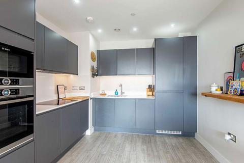 1 bedroom flat to rent, Wyke Road, London E3