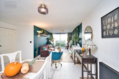 undefined, Castle Road, Barking, Dagenham, Essex, RM9