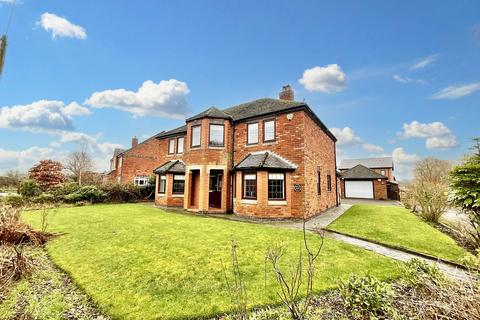 4 bedroom detached house for sale, Bearstone Road, Norton-In-Hales, TF9