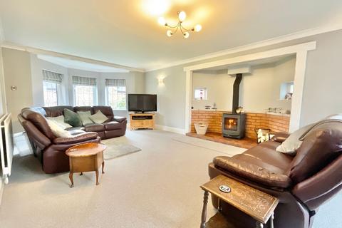 4 bedroom detached house for sale, Bearstone Road, Norton-In-Hales, TF9