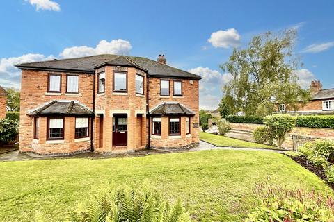 4 bedroom detached house for sale, Bearstone Road, Norton-In-Hales, TF9