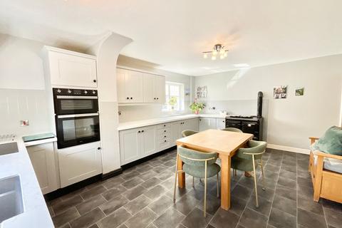 4 bedroom detached house for sale, Bearstone Road, Norton-In-Hales, TF9
