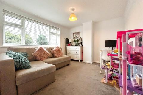 3 bedroom end of terrace house for sale, Beaulieu Gardens, Blackwater, Camberley