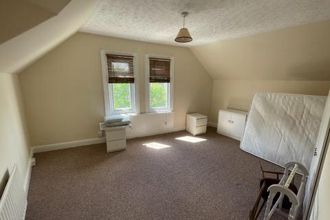 3 bedroom maisonette to rent, Bishopton Lane, Stockton-On-Tees