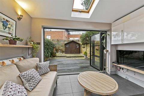 9 Cedar Terrace, Richmond, TW9 2JE