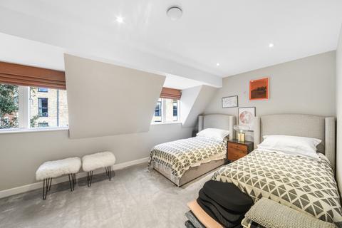 4 bedroom end of terrace house for sale, Wedgewood Mews, Fulham, SW6