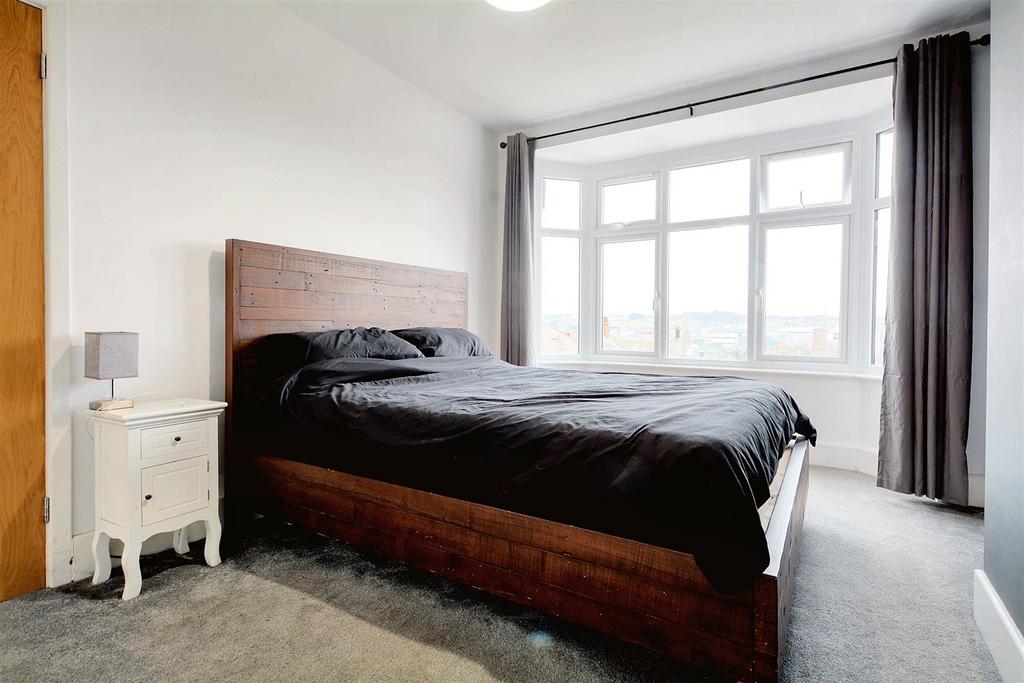 Bedroom One 1.jpeg