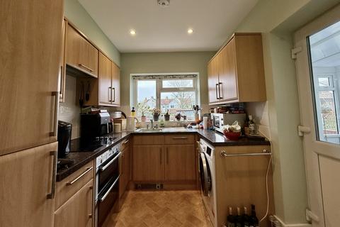 25 Albert Road, Polegate, BN26 6BS
