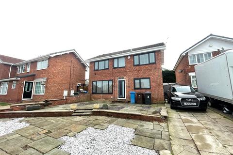 3 bedroom detached house for sale, Avon Grove, Chapeltown, S35