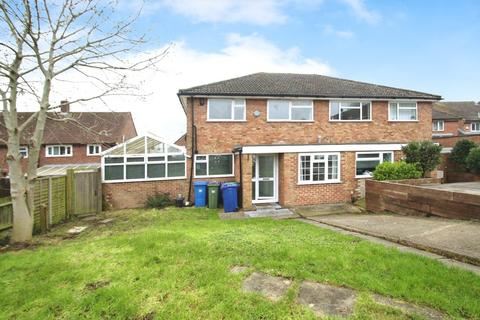 5 bedroom semi-detached house to rent, Fairfax, Bracknell RG42