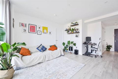 1 bedroom apartment for sale, Falconbrook Gardens, 17, Silvertown Way, Canning Town, E16