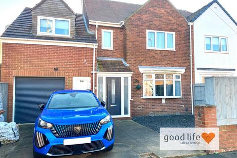 3 bedroom semi-detached house for sale, Lyngrove, Sunderland SR2