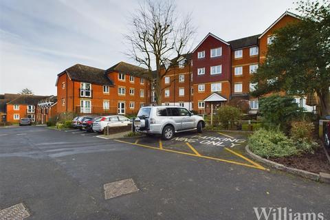 undefined, Willow Road, Aylesbury HP19
