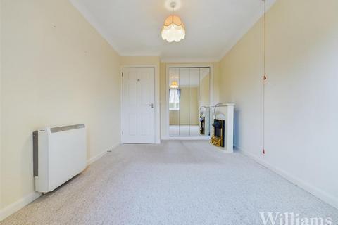 undefined, Willow Road, Aylesbury HP19