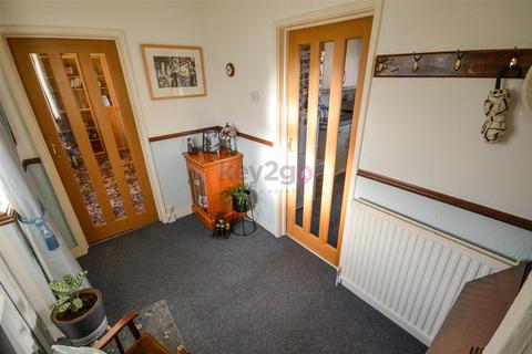 3 bedroom semi-detached house for sale, Seagrave Crescent, Sheffield, S12